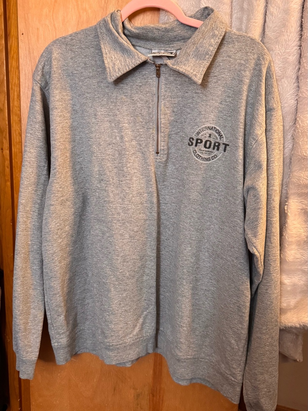 Area Supply Gray Quarter Zip Pullover Small Collared Sweatshirt